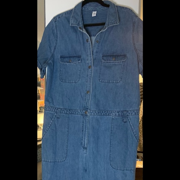 Old Navy tie belt jumpsuit - Picture 3 of 10
